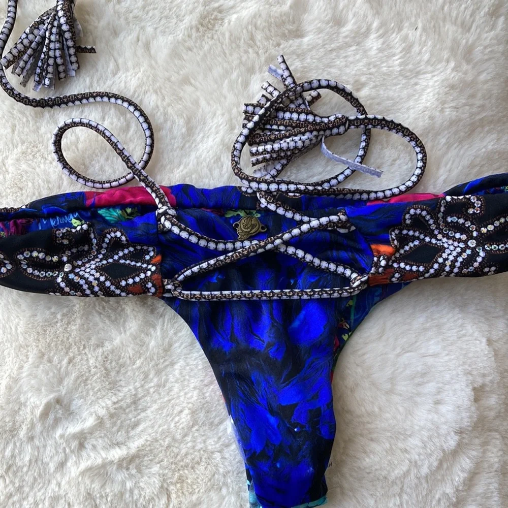 Salty Mermaid bikini thong 🍑 🔥 - Picture 4 of 9